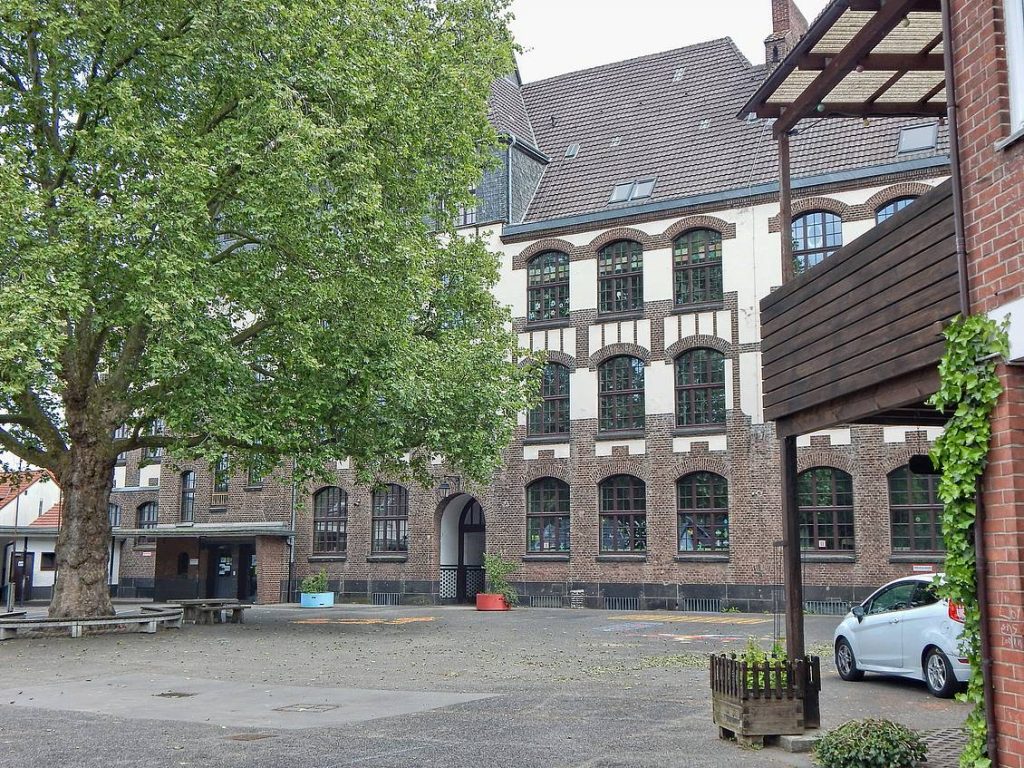 Gesamtschulen in Köln, hier ein Foto aus Rodenkirchen